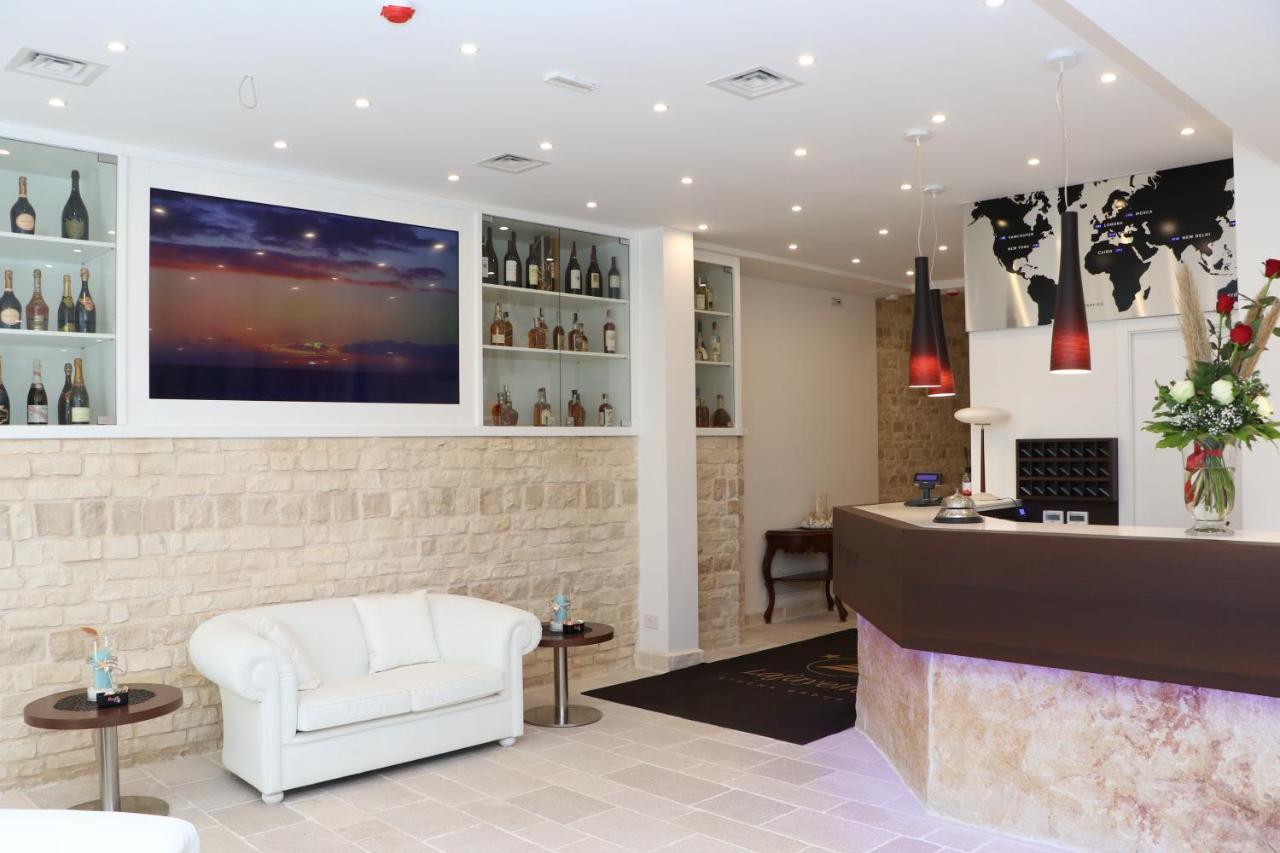 Hotel Lafayette โจวีนัซโซ ภายนอก รูปภาพ